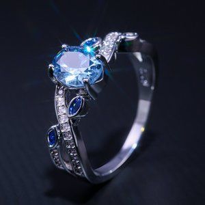 🔥 Oval Royal Blue Gemstone Cross Vines Elegant Silver Ring for Women, VIP474